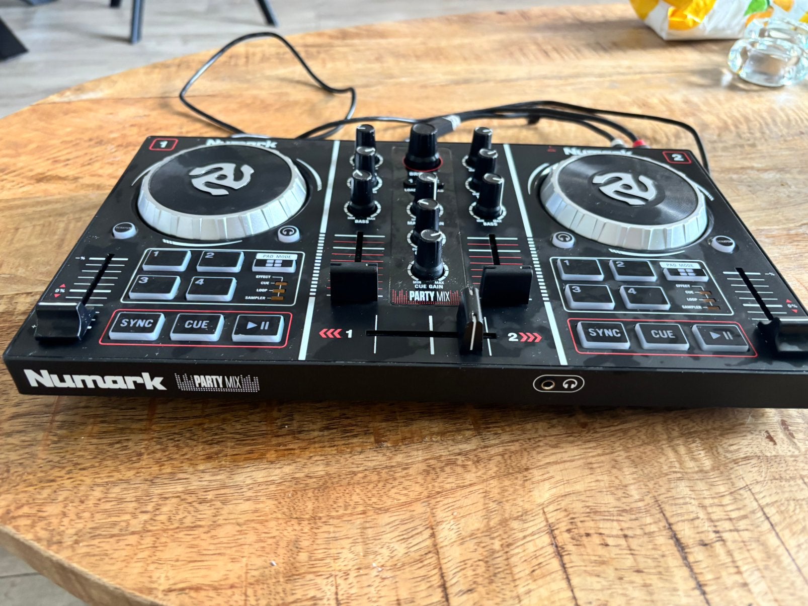 Numark Party Mix, Muziek en Instrumenten, Dj-sets en Draaitafels, Ophalen, Zo goed als nieuw, Numark