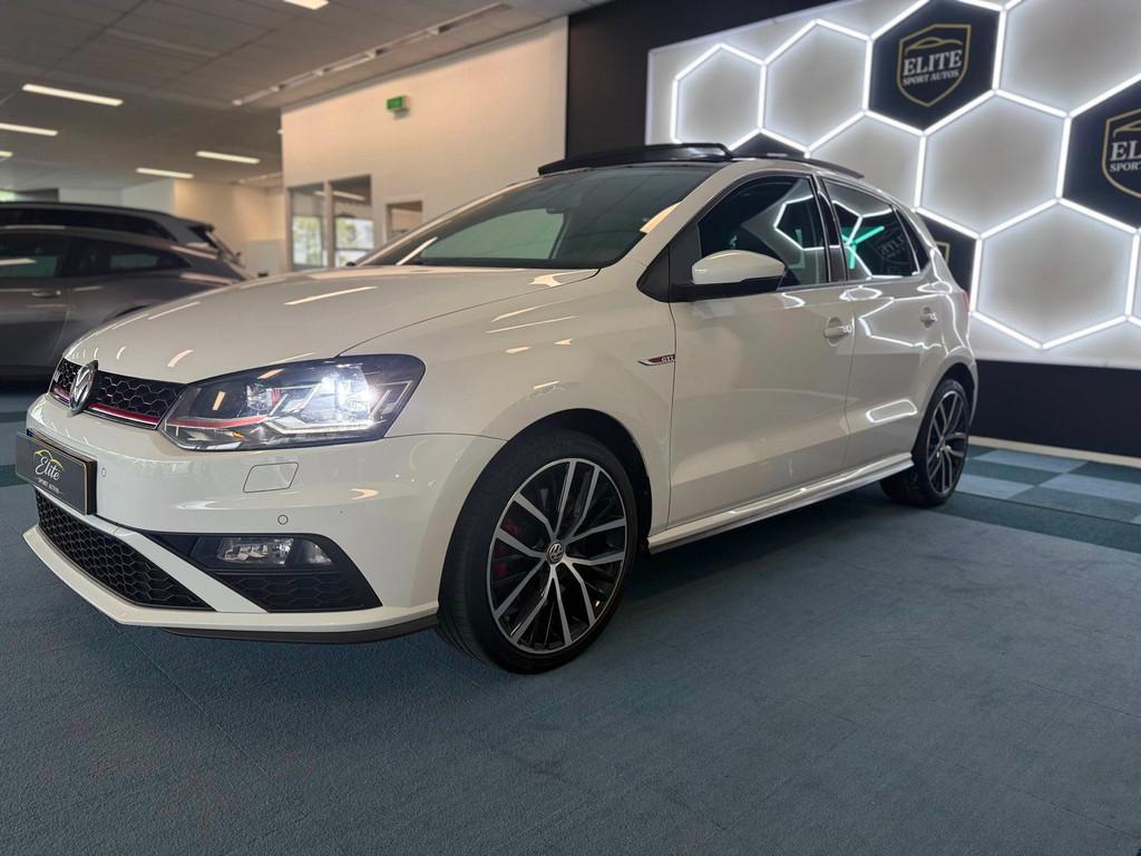Volkswagen POLO 1.8 GTI I Pano I Camera I Stoelverwarming, Auto's, Voorwielaandrijving, Gebruikt, Wit, Bedrijf