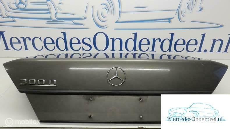 W124 Sedan Kofferdeksel kofferklep A1247502275 172, Gebruikt, Achterklep, Ophalen of Verzenden