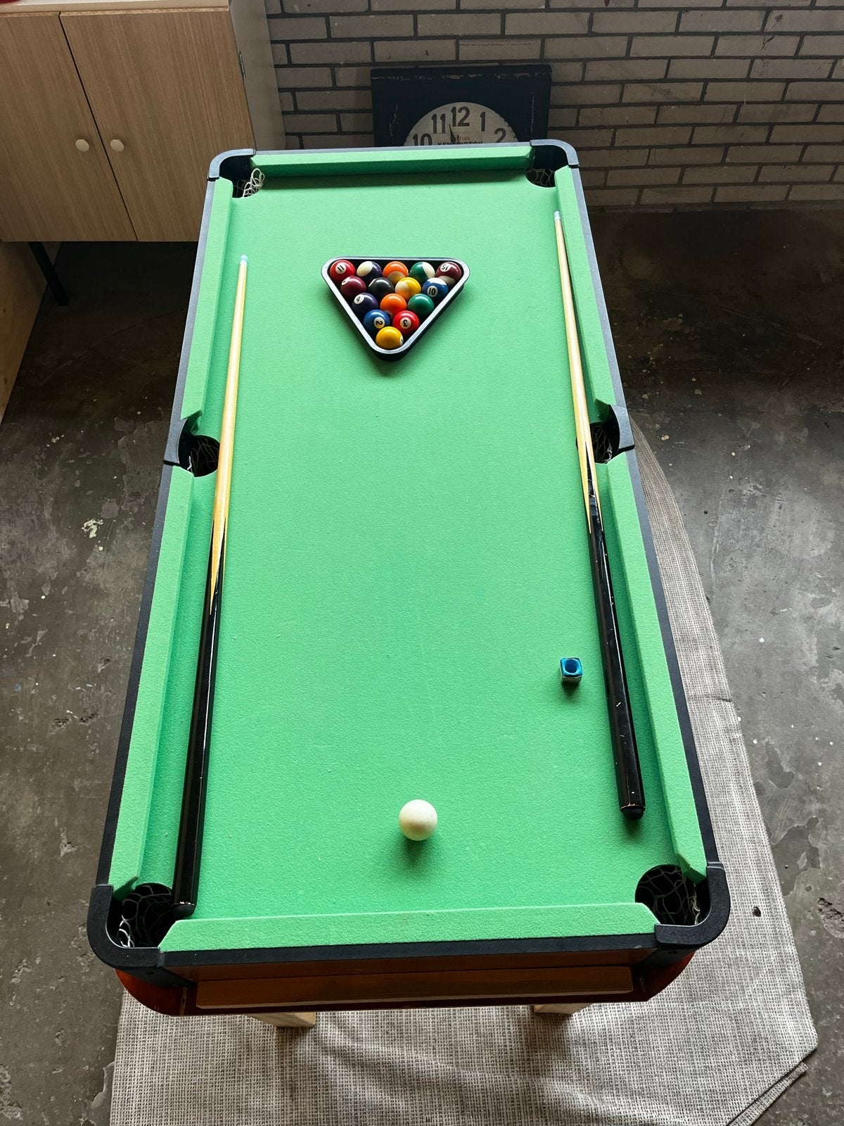 Kleine Pooltafel met Onderstel en Accessoires, Ophalen, Gebruikt, Pooltafel