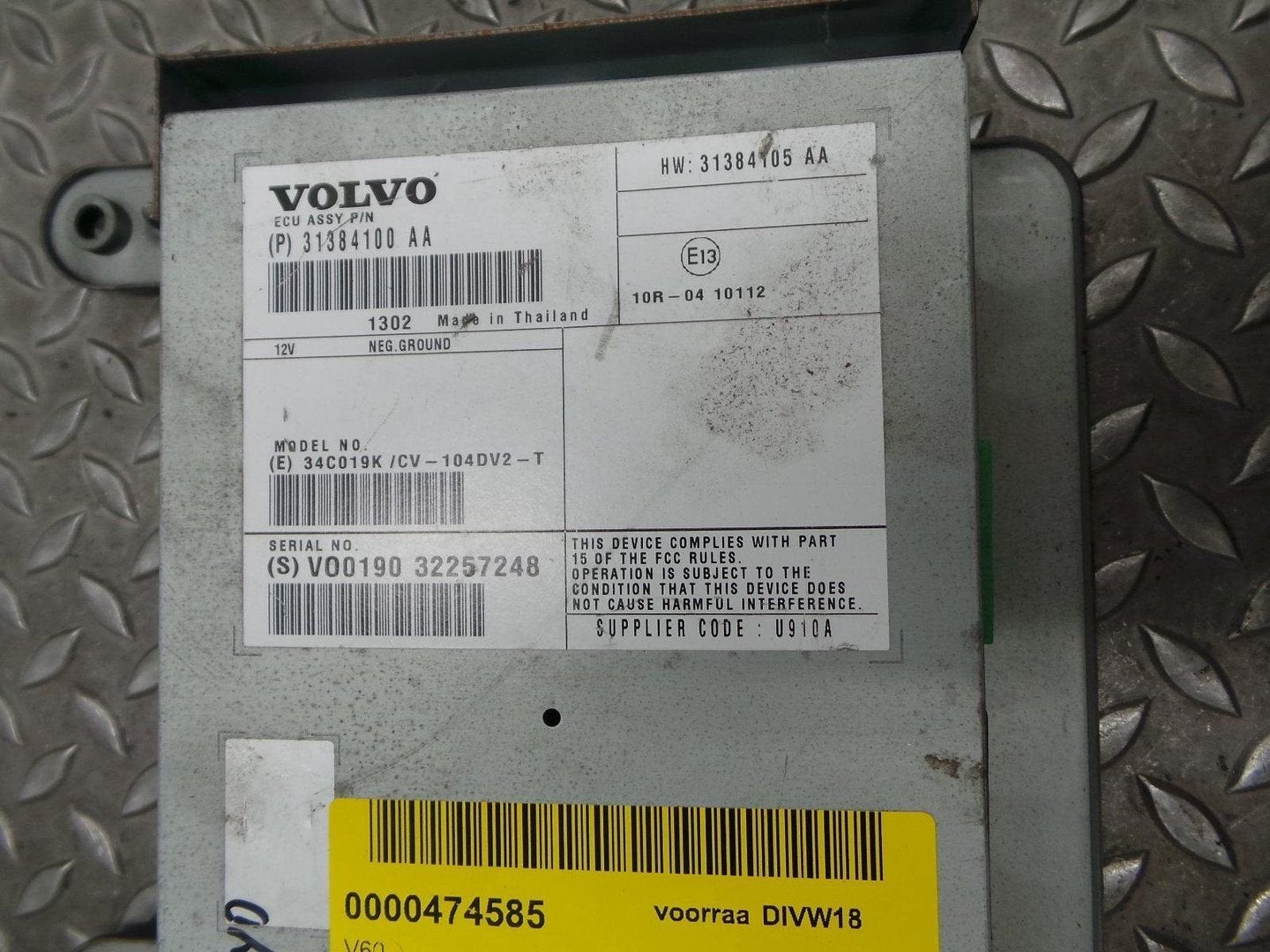 VOLVO V60 RADIO 31384100 2012, Ophalen of Verzenden, Gebruikt, ARN erkend