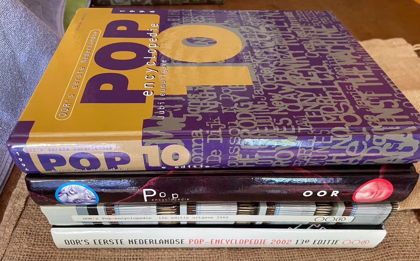 Oor’s eerste Nederlandse Pop encyclopedie, Boeken, Ophalen of Verzenden, Zo goed als nieuw, Algemeen