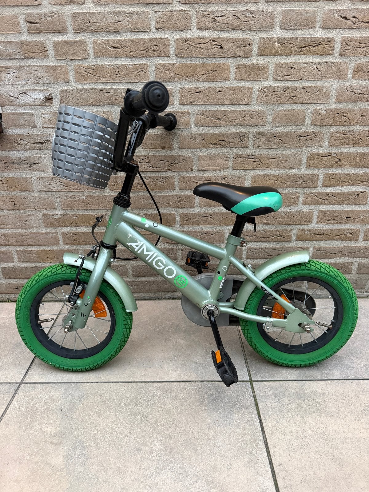 Amigo Kinderfiets 12 inch met zijwieltjes (2-4 jaar), Fietsen en Brommers, Ophalen of Verzenden, Gebruikt, Minder dan 16 inch