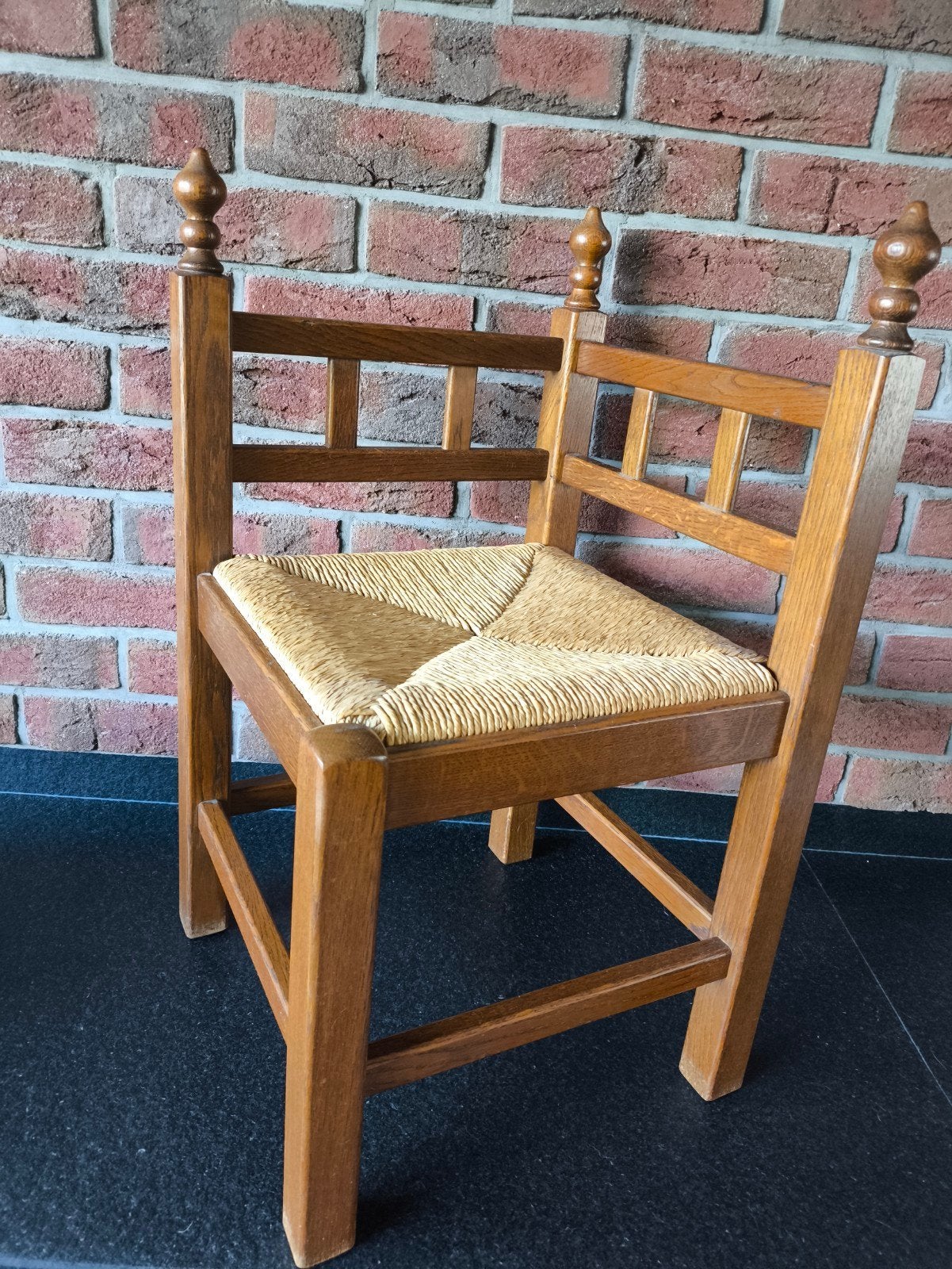 Oud hoek stoeltje, Antiek en Kunst, Ophalen