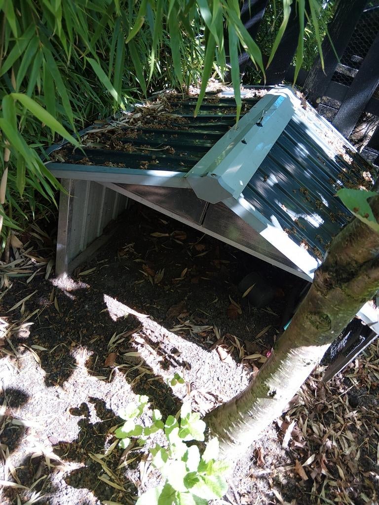 Kleine robot grasmaaier garage, Dieren en Toebehoren, Ophalen, Gebruikt, Kippenhok of Kippenren