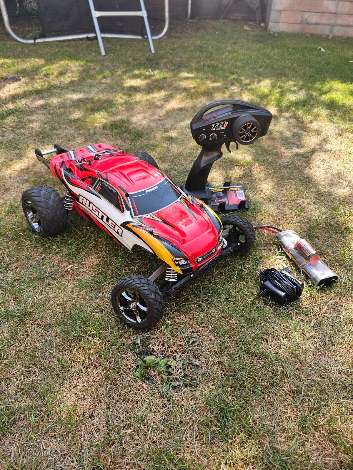 Traxxas Rustler, Elektro, Ophalen of Verzenden, Zo goed als nieuw, Schaal 1:10