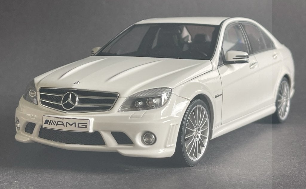 Autoart - Mercedes C63 AMG, Ophalen of Verzenden, Zo goed als nieuw, Auto, Autoart