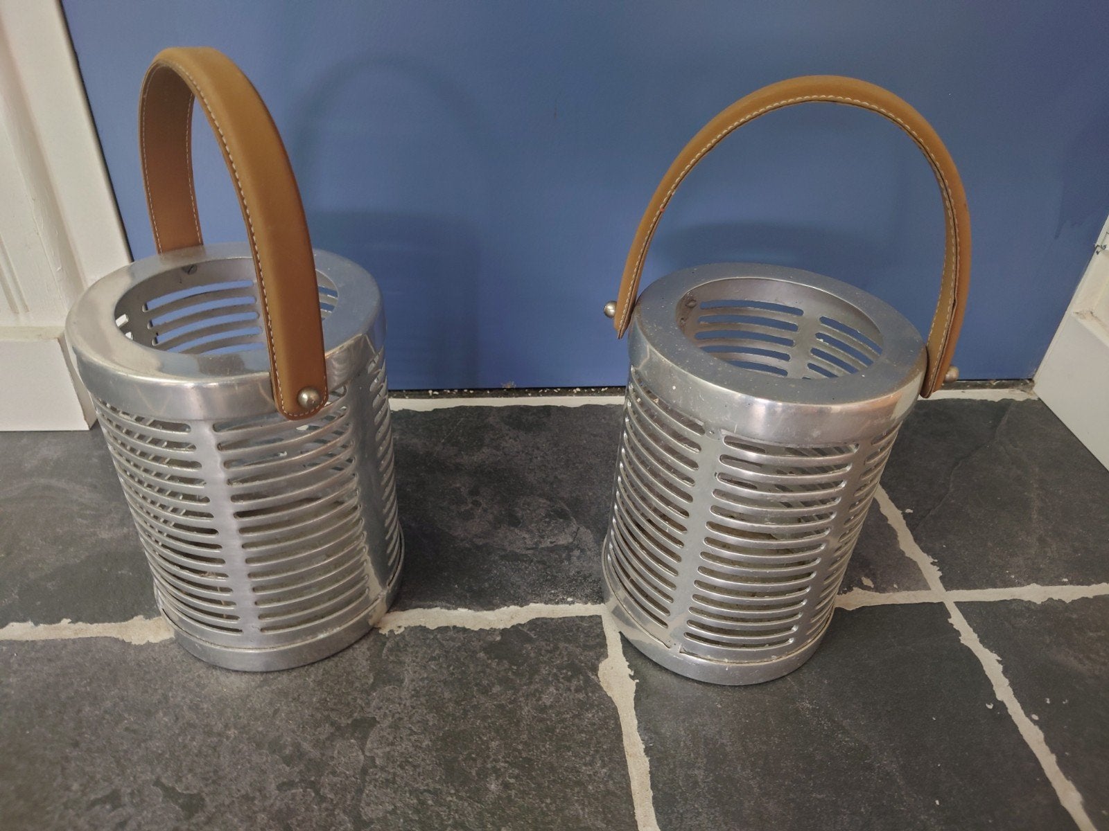 2 Windlichten (16B x 22,5H),  in nette staat, Overige materialen, Windlicht, Ophalen of Verzenden, Zo goed als nieuw