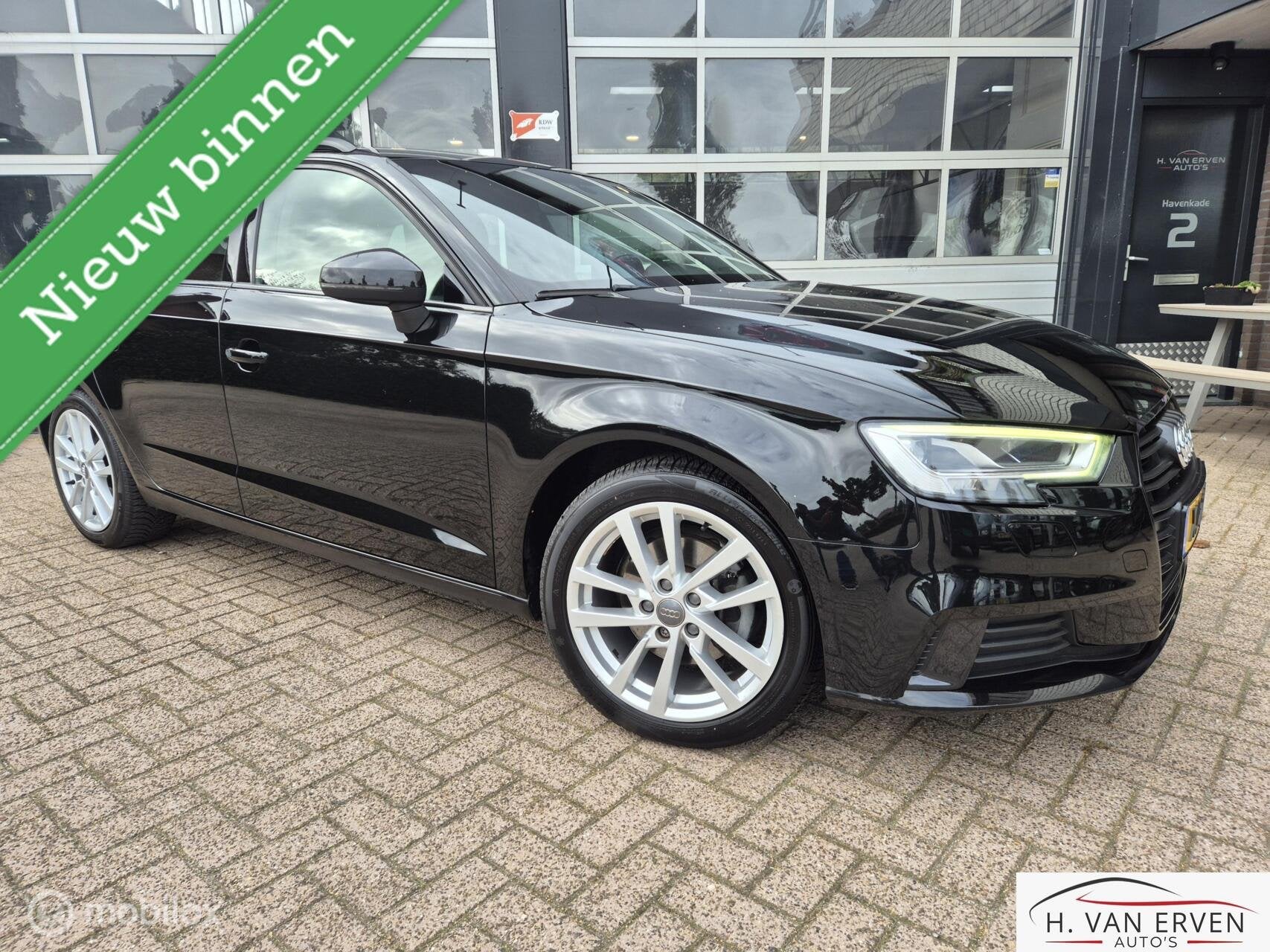 Audi A3 Sportback 1.0 Sport NAVI SPORTSTOELEN PDC NAP, Auto's, Voorwielaandrijving, Euro 6, Zwart, Bedrijf
