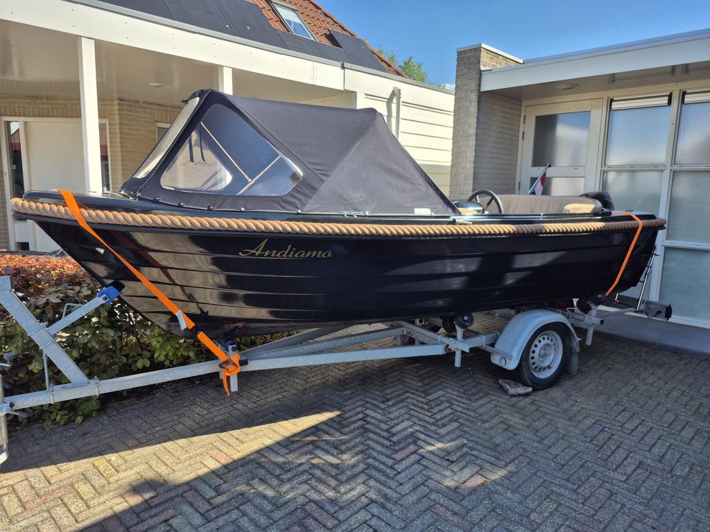 Sloep Beauty 475 met Tohatsu 20 pk motor, incl. Trailer, Watersport en Boten, Overige typen, 5 m, Buiskap, Zo goed als nieuw