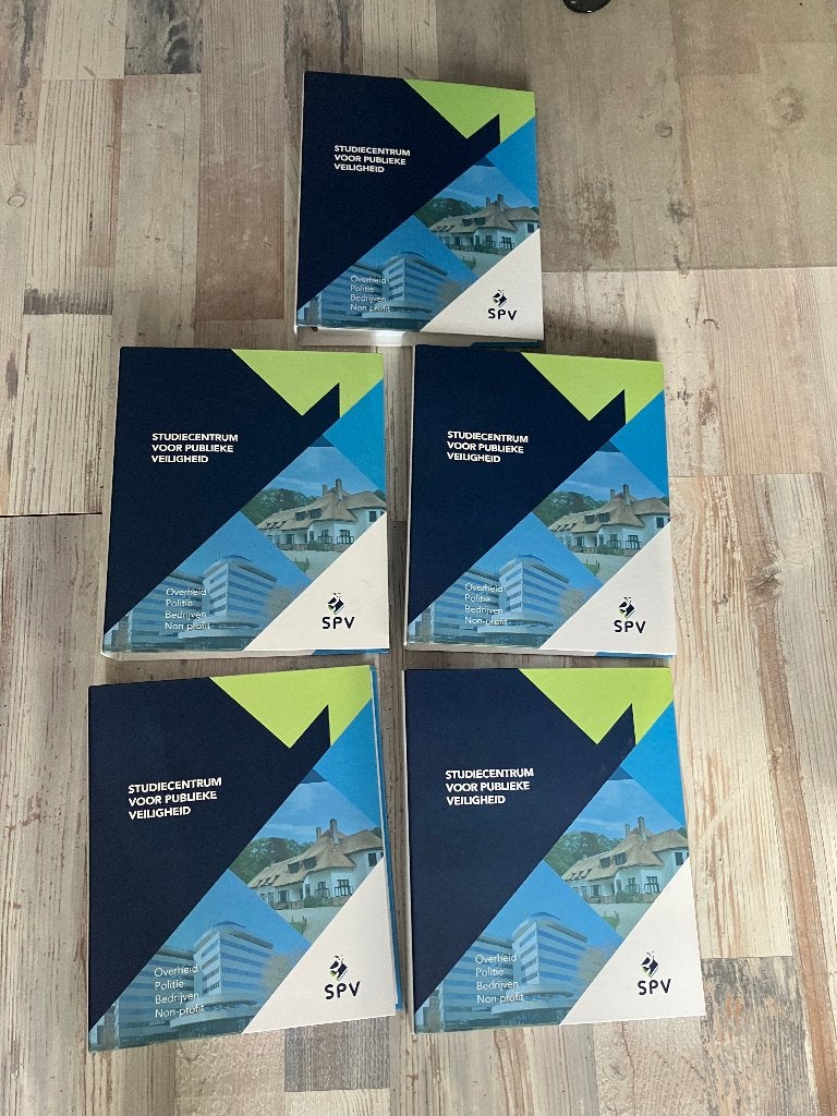 SPV boeken voor HTV opleiding, Boeken, Overige vakken, Zo goed als nieuw, Overige niveaus, Ophalen