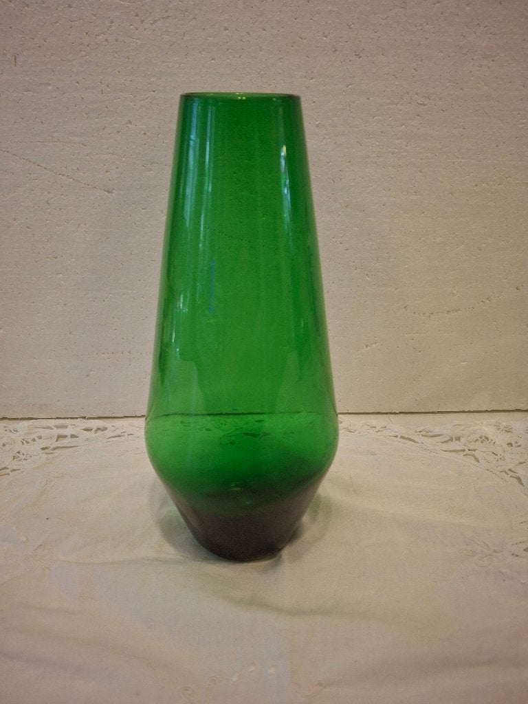 Mooi gevormd groen 60-ger jaren glazen vaasje, Ophalen of Verzenden
