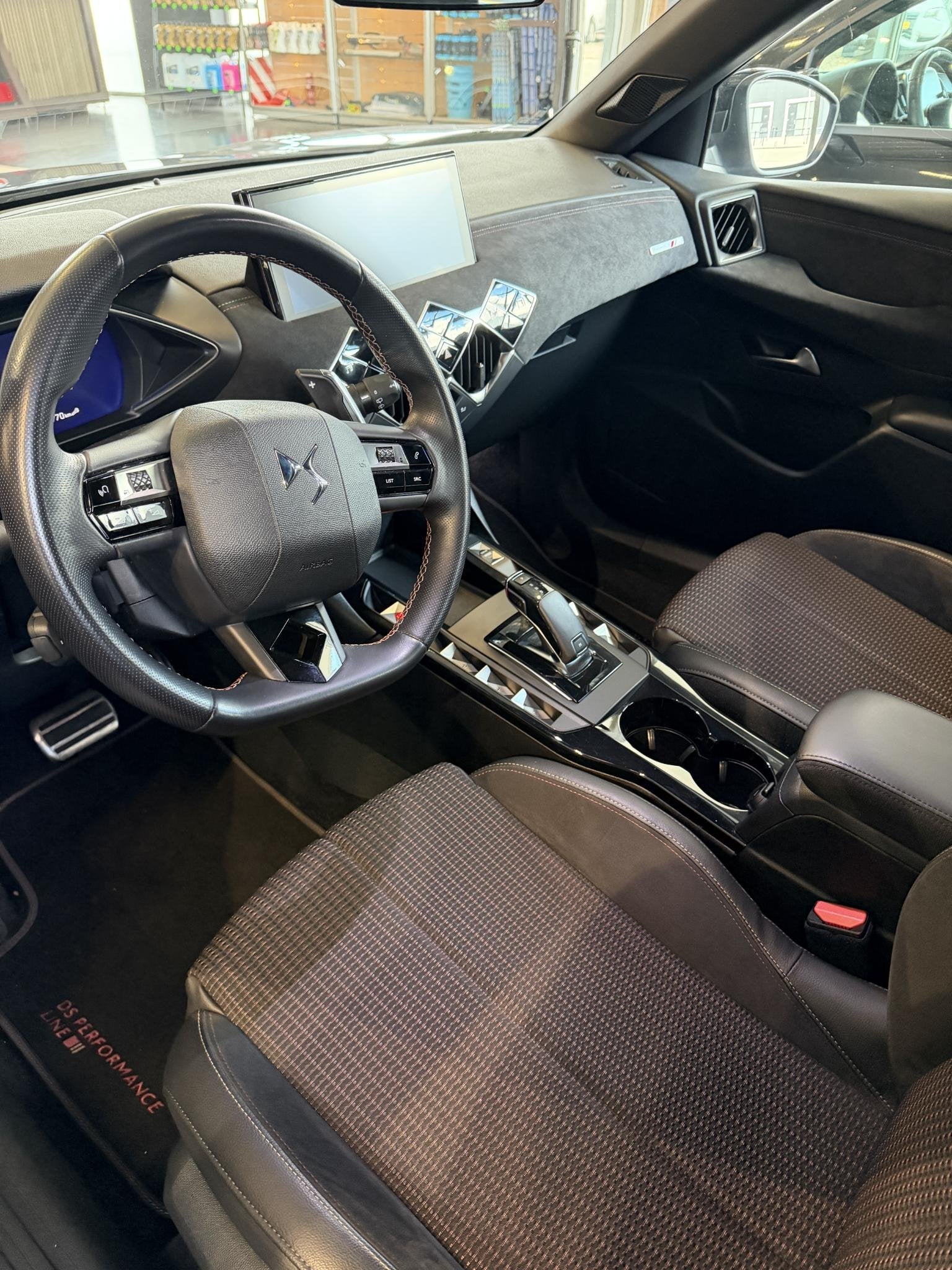 DS 3 Crossback 1.2 PureTech Performance Line, Auto's, DS, Gebruikt, Euro 6, 1199 cc, Alcantara