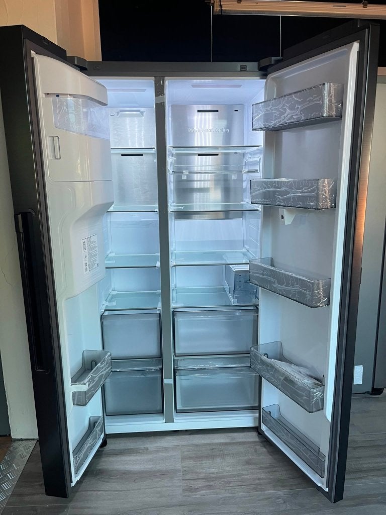 Samsung Amerikaanse koelkast met touchscreen zwart, Witgoed en Apparatuur, Koelkasten en IJskasten, 200 liter of meer, 60 cm of meer