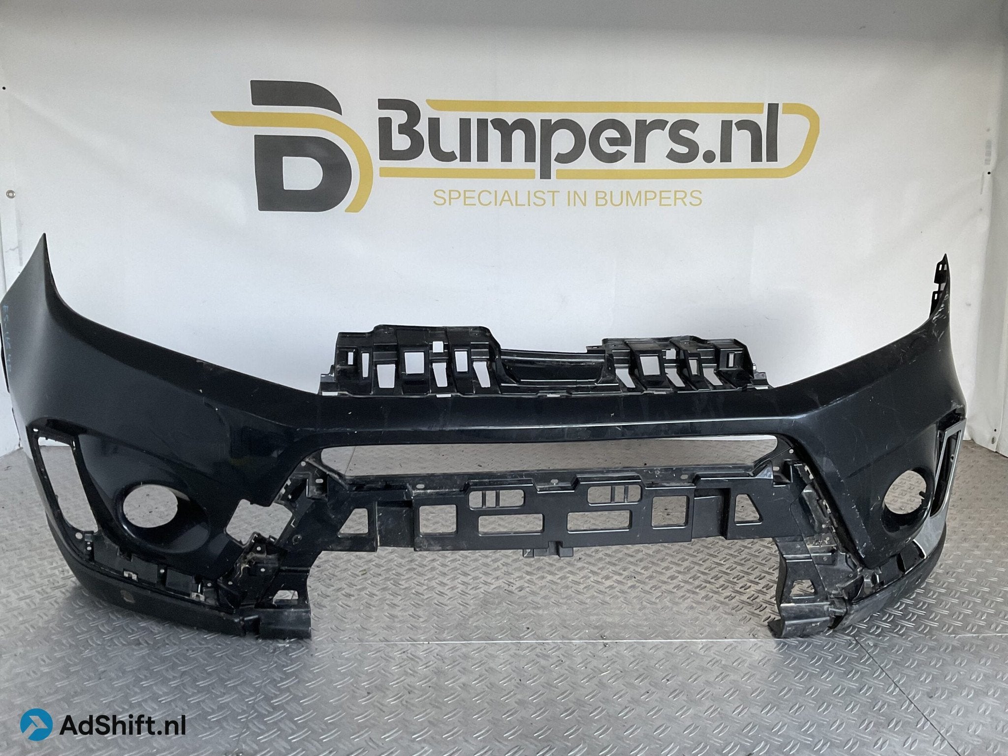Bumper Suzuki Vitara Facelift 18- 71711-86R Voorbumper E5-16, Bumper