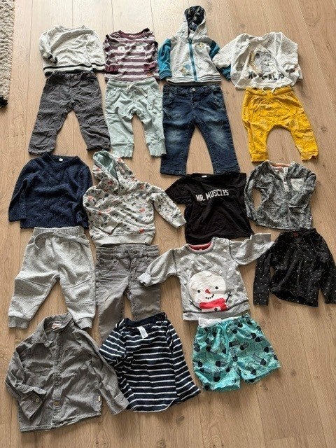 Babykleding maat 80: setje / trui / broekjes / etc, Ophalen of Verzenden, Zo goed als nieuw, Jongetje of Meisje, Overige typen