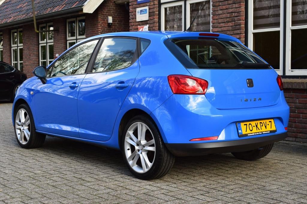 Seat Ibiza 1.4 Sport (APK 12-5-2027), Voorwielaandrijving, 86 pk, 4 cilinders, Blauw