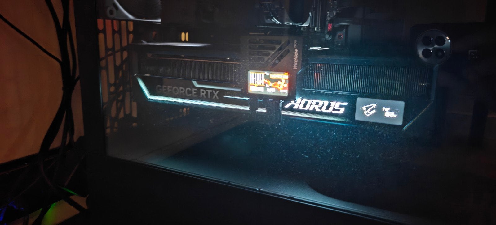 GIGABYTE AORUS MASTER RTX 5090 32G, Computers en Software, Ophalen, GDDR, Zo goed als nieuw, HDMI