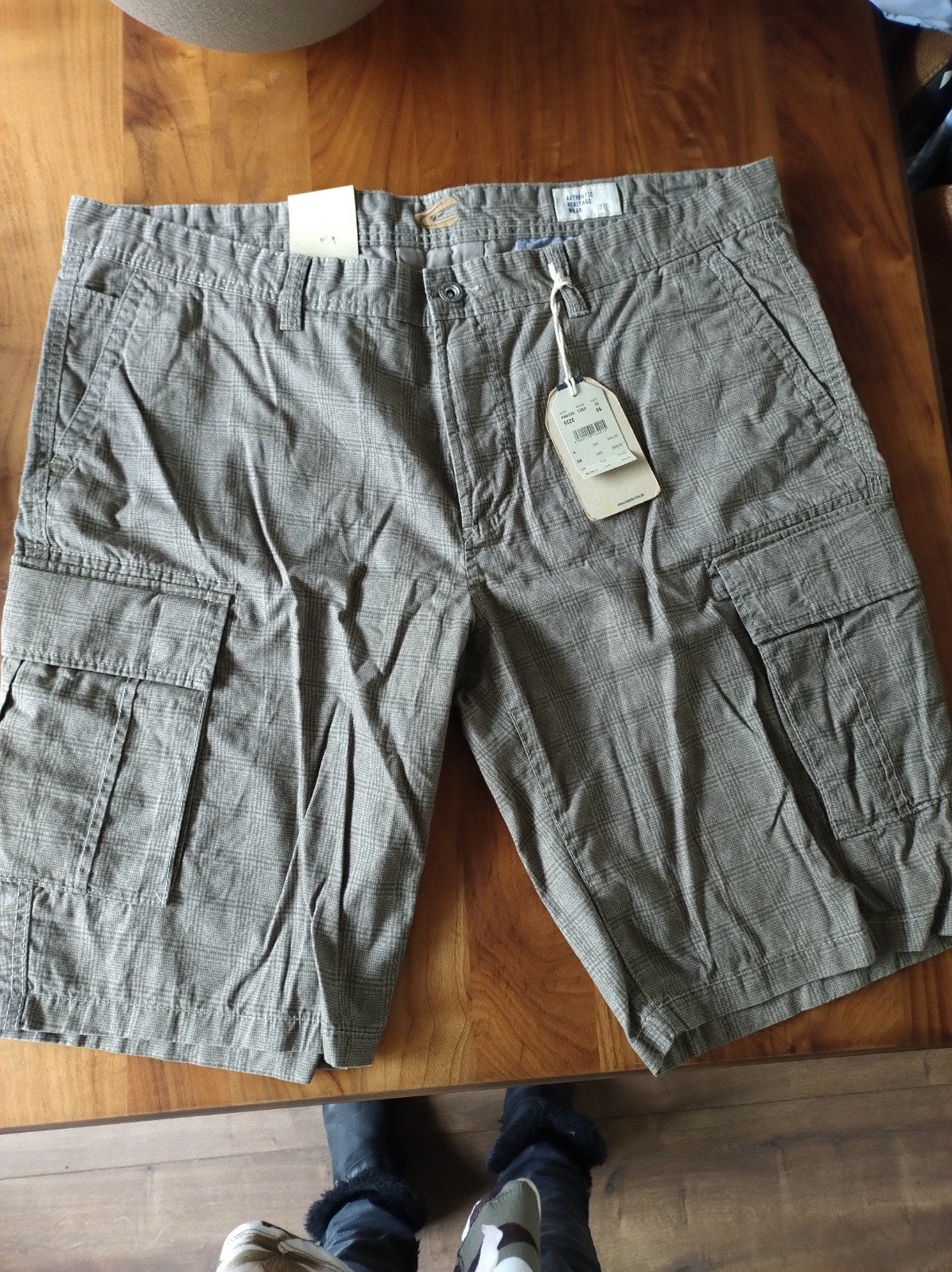 Nieuwe heren cargo shorts van Camel Active.maat 56, Beige, Ophalen of Verzenden, Camel Active, Maat 56/58 (XL)