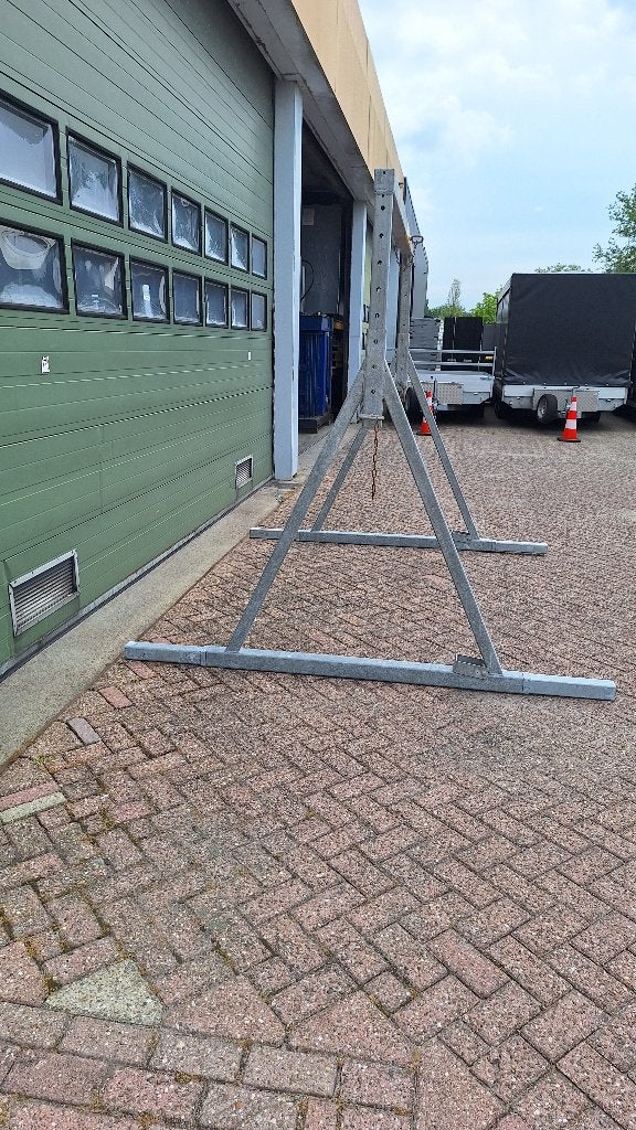 portaalkraan kraanbok hijsbok puttakel 1ton, Ophalen, Gebruikt, Industriepark 2a 9351PA Leek, Handmatig