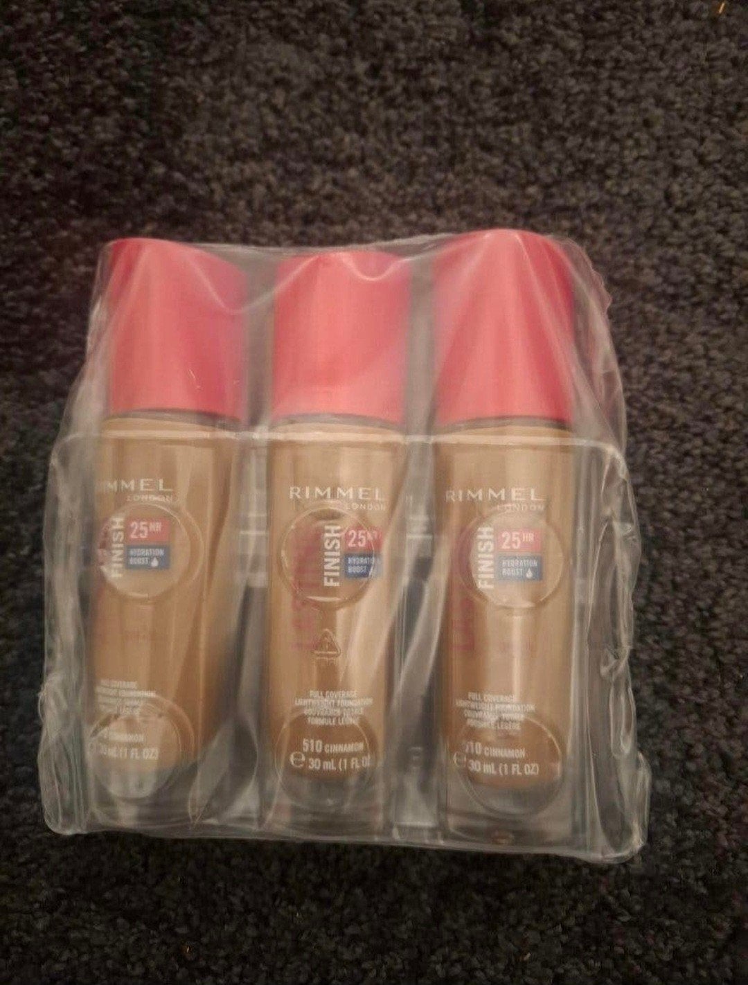 3 nieuwe Rimmel Lasting Finish Foundation (advr 456), Overige kleuren, Gehele gezicht, Nieuw, Ophalen of Verzenden