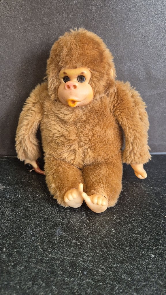 Vintage Monchhichi knuffel, Aap met pijp, 23 cm. 6B15, Tweedehands verkoop, Tweedehands verkoop, Gebruikt, Overige typen