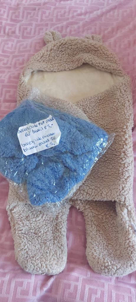 Berenpakjes maat 56 blauw en 68 bruin., Kinderen en Baby's, Babykleding | Mutsen, Sjaals en Wanten, Ophalen of Verzenden, Nieuw