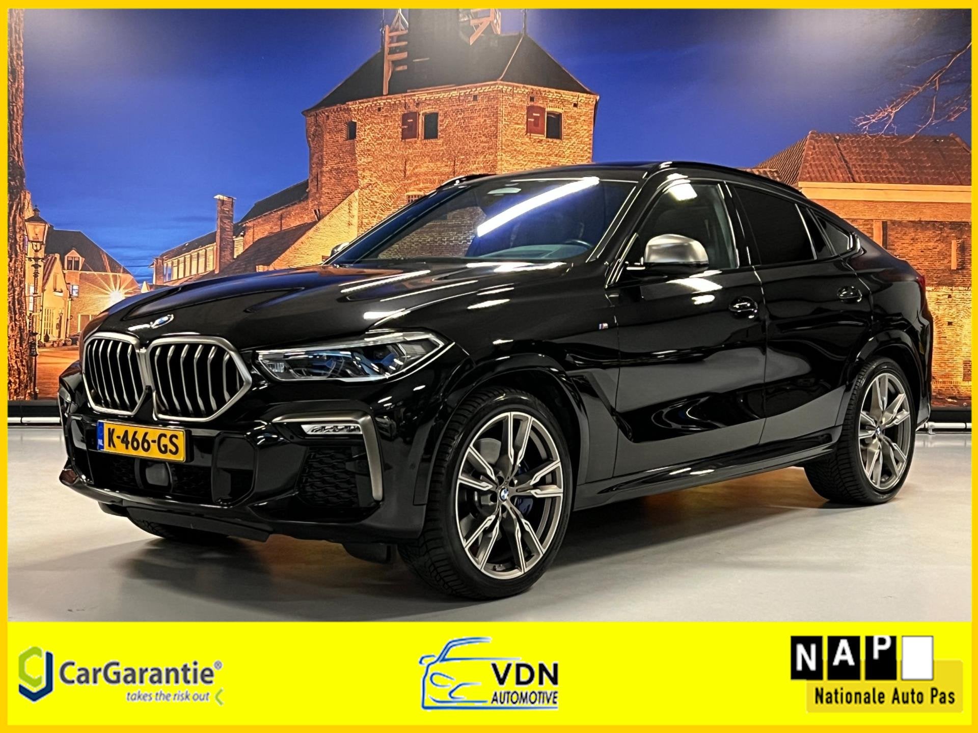 BMW X6 M50i High Exe Aut Panodak Laserlight Nightvision HUD, Auto's, Automaat, Dealer onderhouden, Gebruikt, 2210 kg