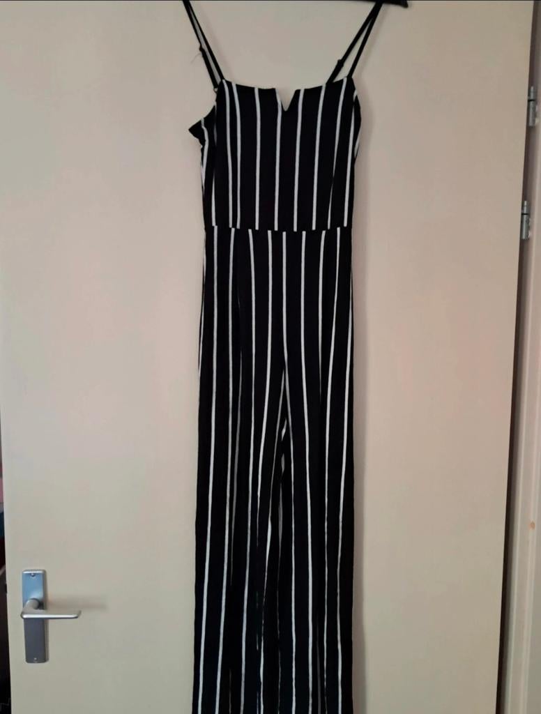 Zara jumpsuit maat S, Kleding | Dames, Jumpsuits, Ophalen of Verzenden, Zo goed als nieuw, Maat 38/40 (M), Zwart