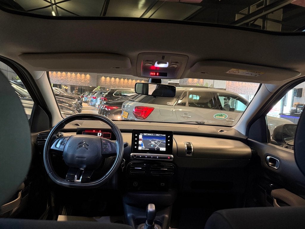 Citroen C4 Cactus 1.2 PureTech Shine|Pano|Cam, Auto's, Citroën, Voorwielaandrijving, Gebruikt, 1199 cc, Bruin