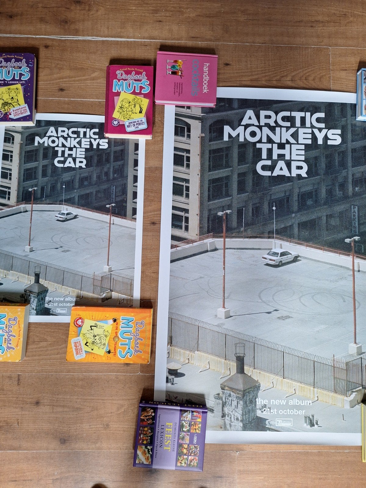 arctic monkeys the car 2 posters 70x100 cm en 42x59 cm, Rechthoekig Staand, Ophalen of Verzenden, Zo goed als nieuw, A1 t/m A3