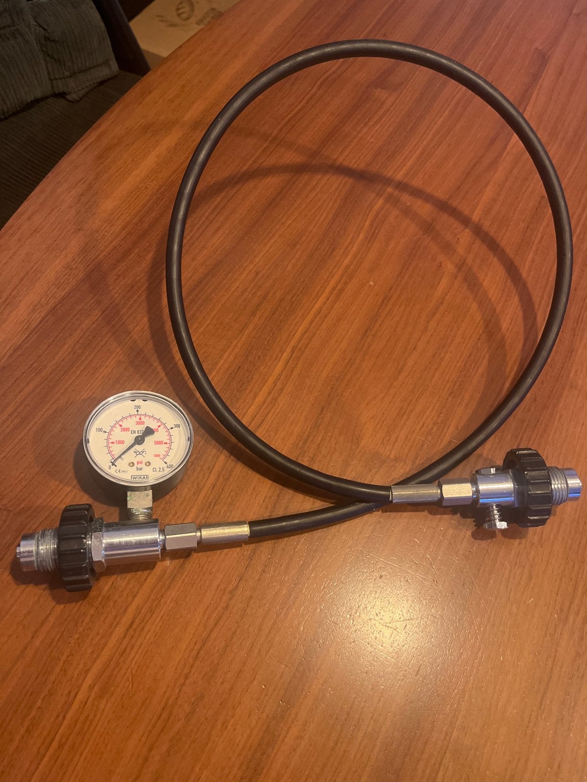 Overvulslang voor duikflessen 300bar met manometer, Watersport en Boten, Duiken, Ophalen of Verzenden, Gebruikt, Overige typen