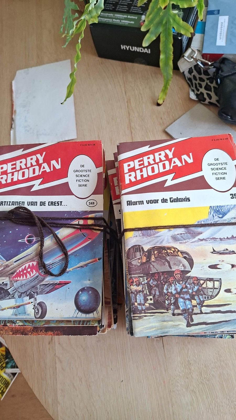 Perry Rhodan Boekjes - Serie 300 (Science Fiction), Ophalen of Verzenden, Gelezen