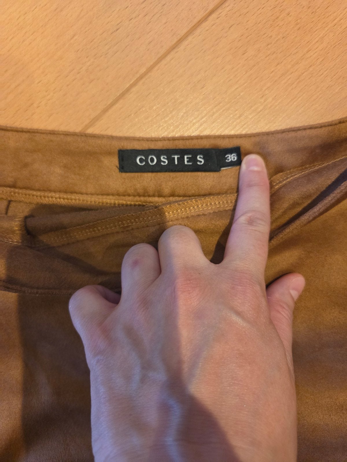 COSTES suède-look short cognac/camelbruin maat 36, Ophalen of Verzenden, Zo goed als nieuw, Maat 36 (S), COSTES