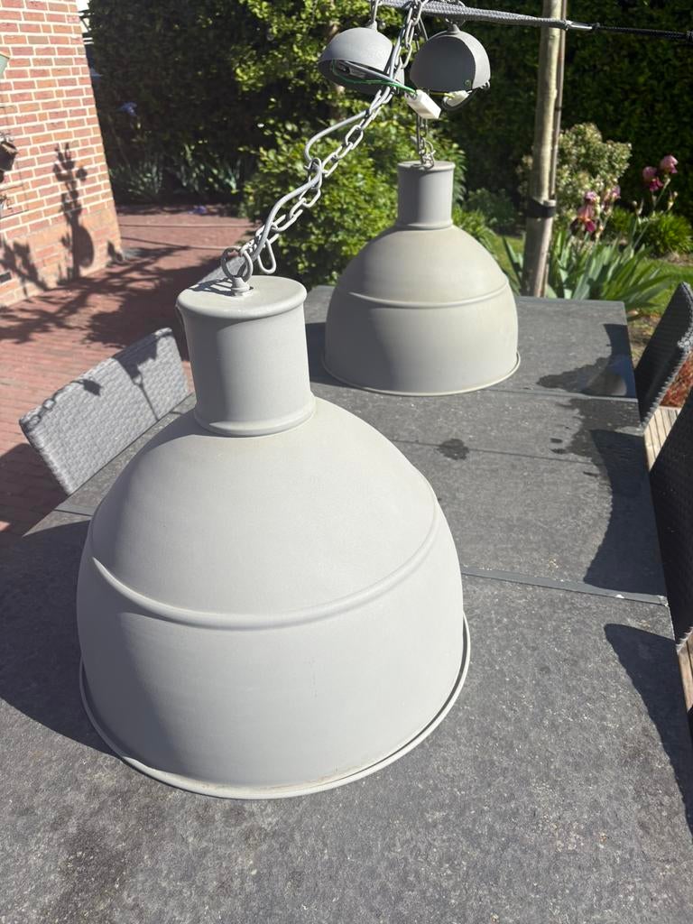 Industriele lamp (2 stuks), Ophalen, 50 tot 75 cm, Zo goed als nieuw, Metaal