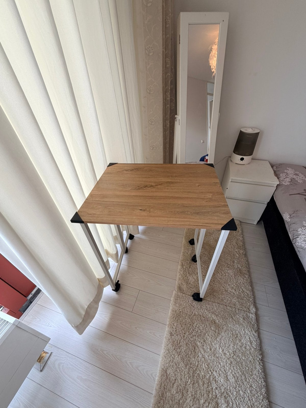 Small Foldable Desk with Wheels, 45 tot 60 cm, Minder dan 55 cm, Ophalen of Verzenden, Zo goed als nieuw