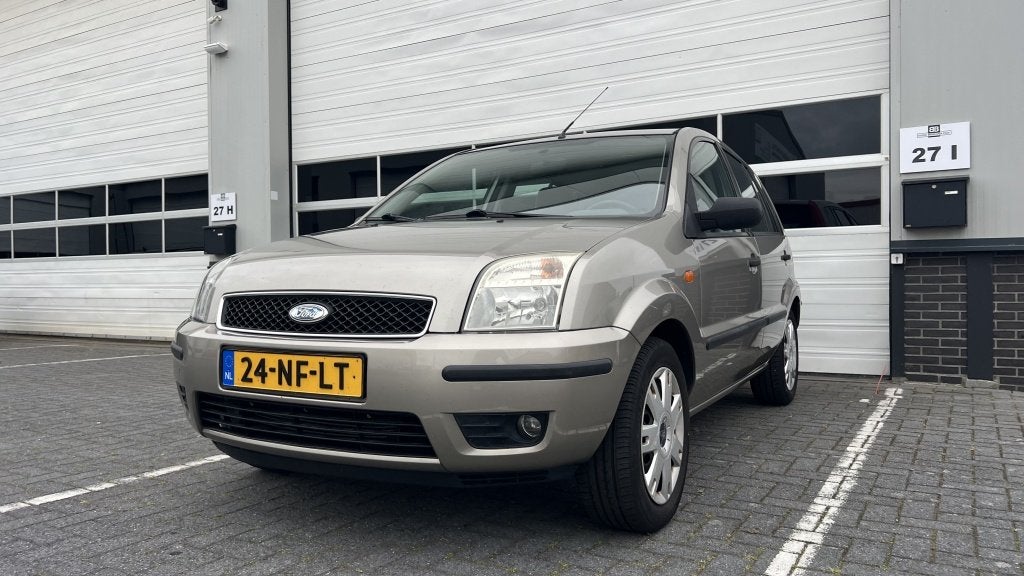 Ford Fusion 1.4-16V Luxury (bj 2003), Auto's, Ford, 15 km/l, 40 €/maand, Origineel Nederlands, Bedrijf