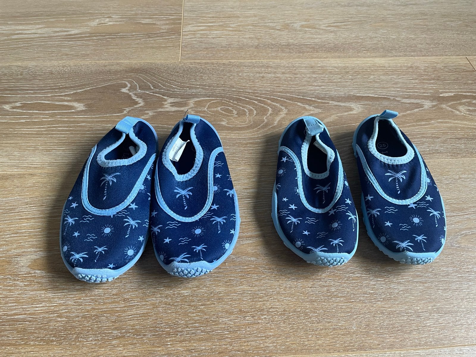 Waterschoenen voor kinderen - Maat 25 en 26, Ophalen of Verzenden, Gebruikt, Jongen of Meisje, Schoenen