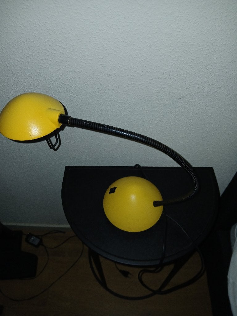 mooie gele tafellamp  (ikea), Huis en Inrichting, Kunststof, Overige fittingen, Ophalen of Verzenden, Zo goed als nieuw