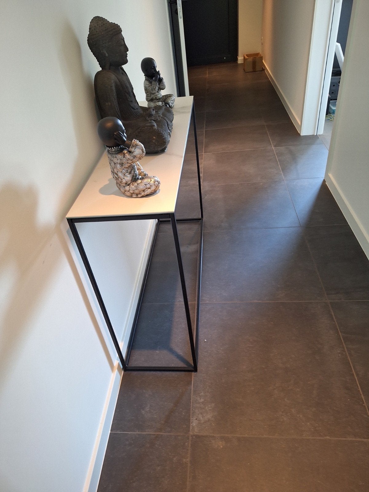 Marmeren Side Table met Zwart Metalen Onderstel, Ophalen of Verzenden