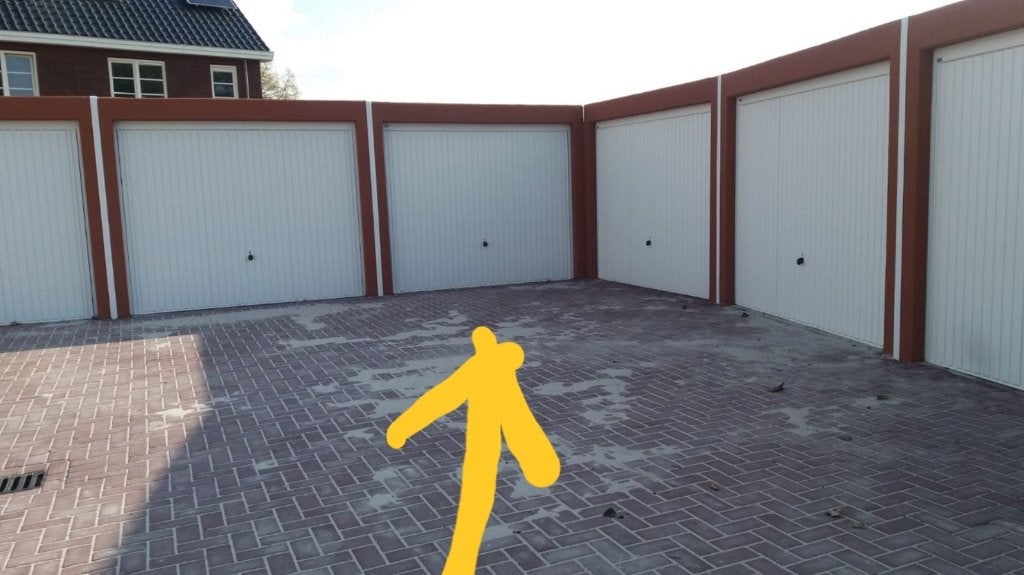Te huur: nette garagebox in Almelo, Auto diversen