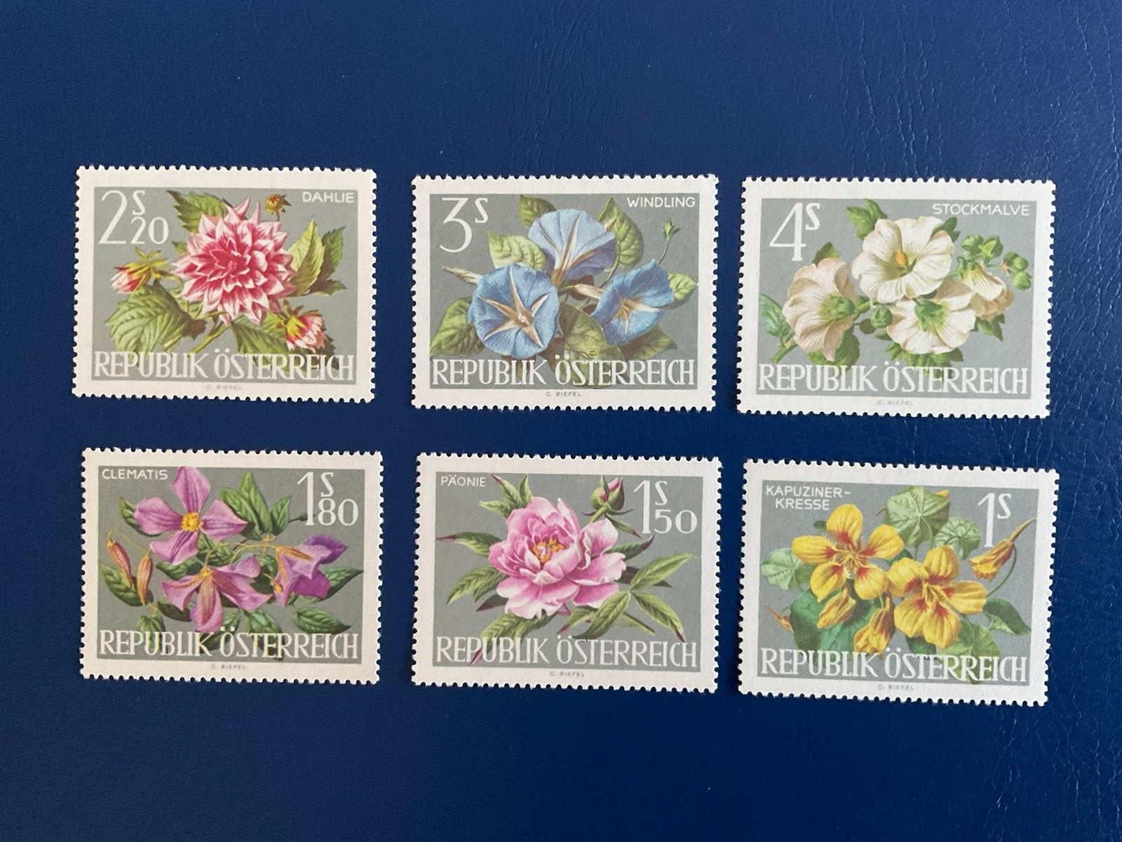 Oostenrijkse postzegels WIG '64 - Complete set bloemen, Verzenden, Overige landen