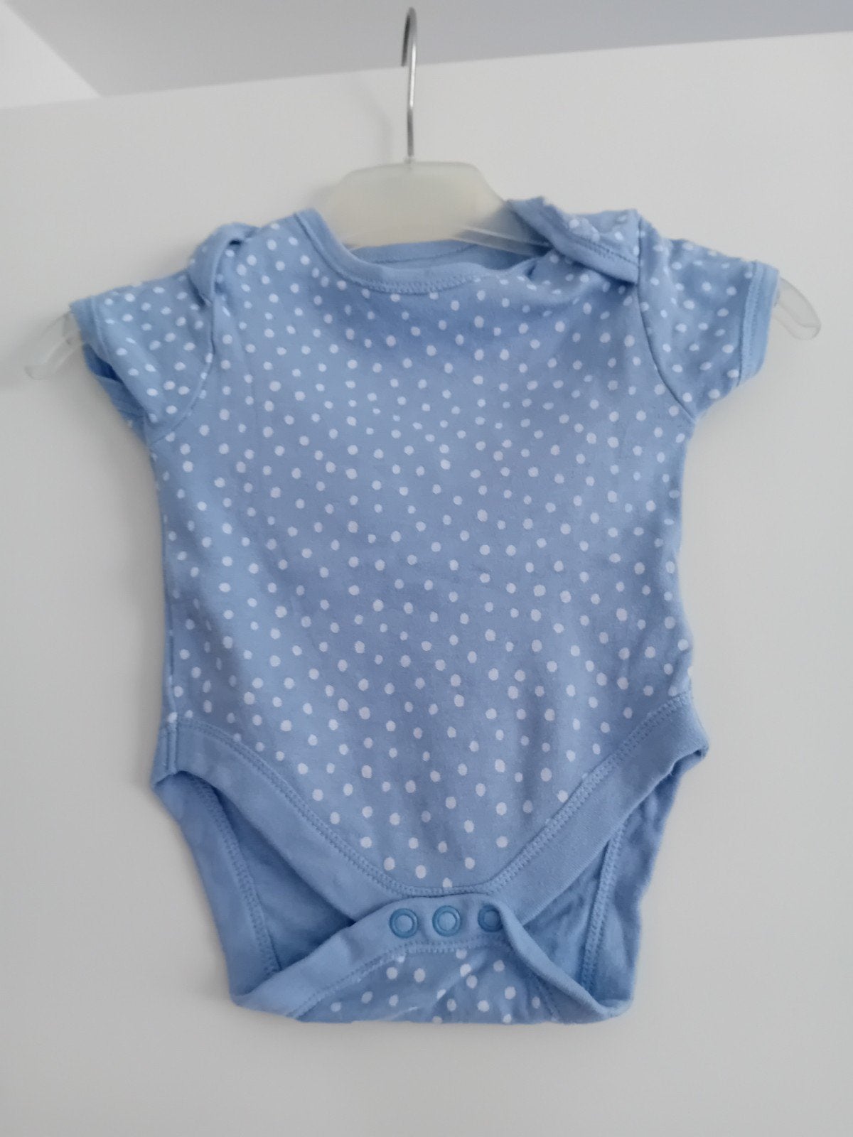 Primark romper korte mouw, maat 62 (0-3 maanden), Nacht- of Onderkleding, Jongetje of Meisje, Ophalen of Verzenden, Zo goed als nieuw