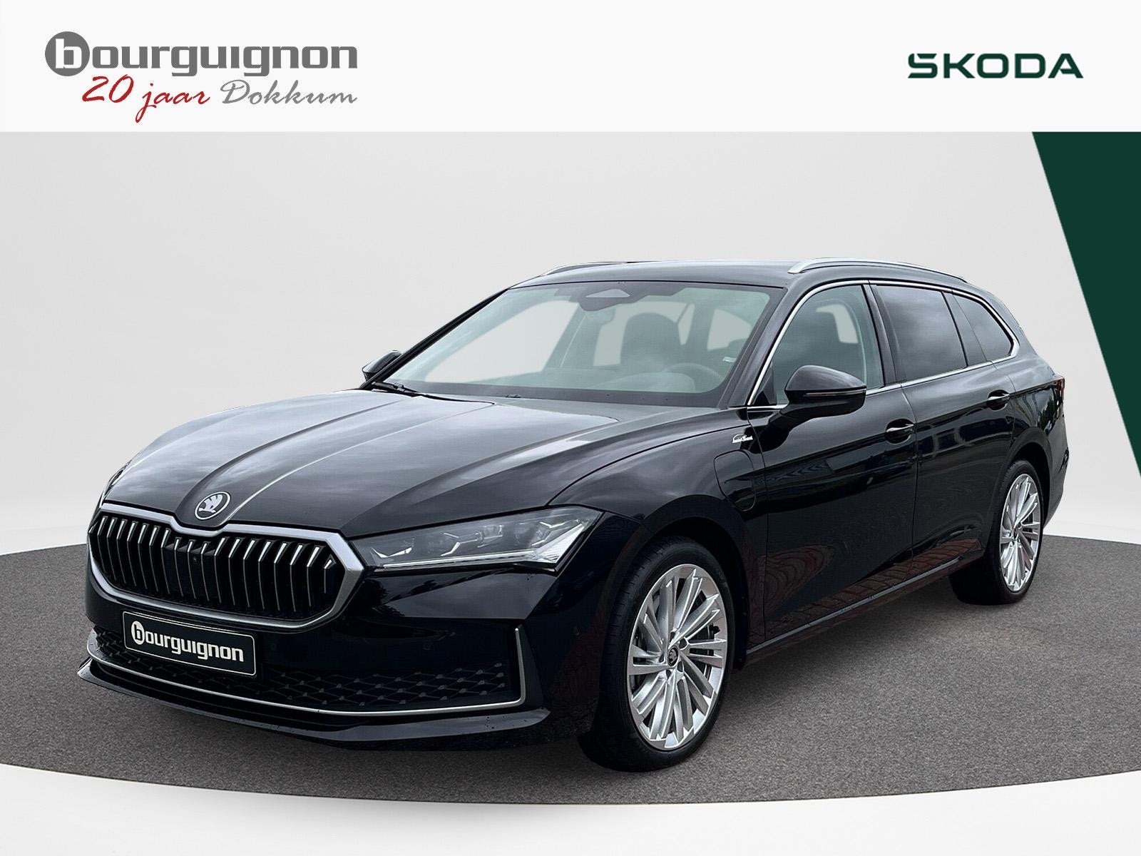 Skoda Superb Combi 1.5 TSI iV L&K | PHEV | Trekhaak | 5J gar, Auto's, Stof, 4 cilinders, 250 km/l, Automatische klimaatregeling
