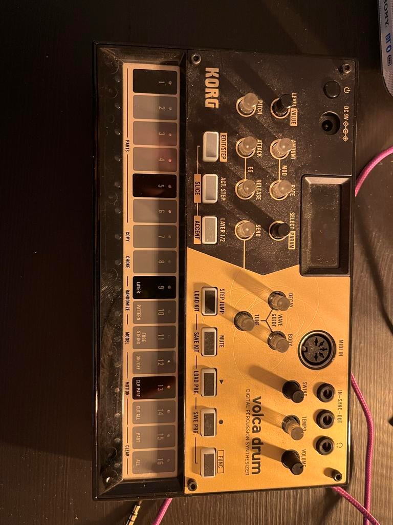 Korg Volca Drum - Digitale Percussie Synthesizer, Korg, Zo goed als nieuw, Met midi-aansluiting, Overige aantallen