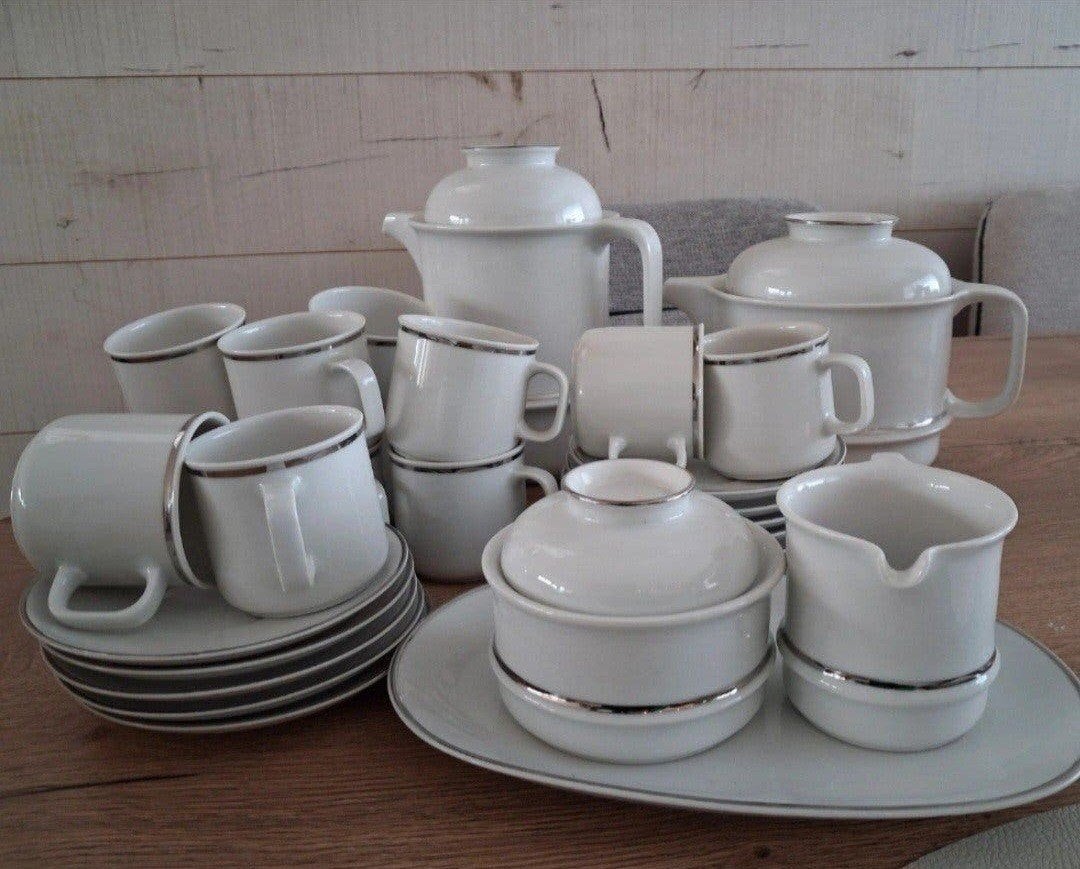 12 delig koffie servies ( hütchenreuter), Overige merken, Ophalen of Verzenden, Zo goed als nieuw, Overige stijlen
