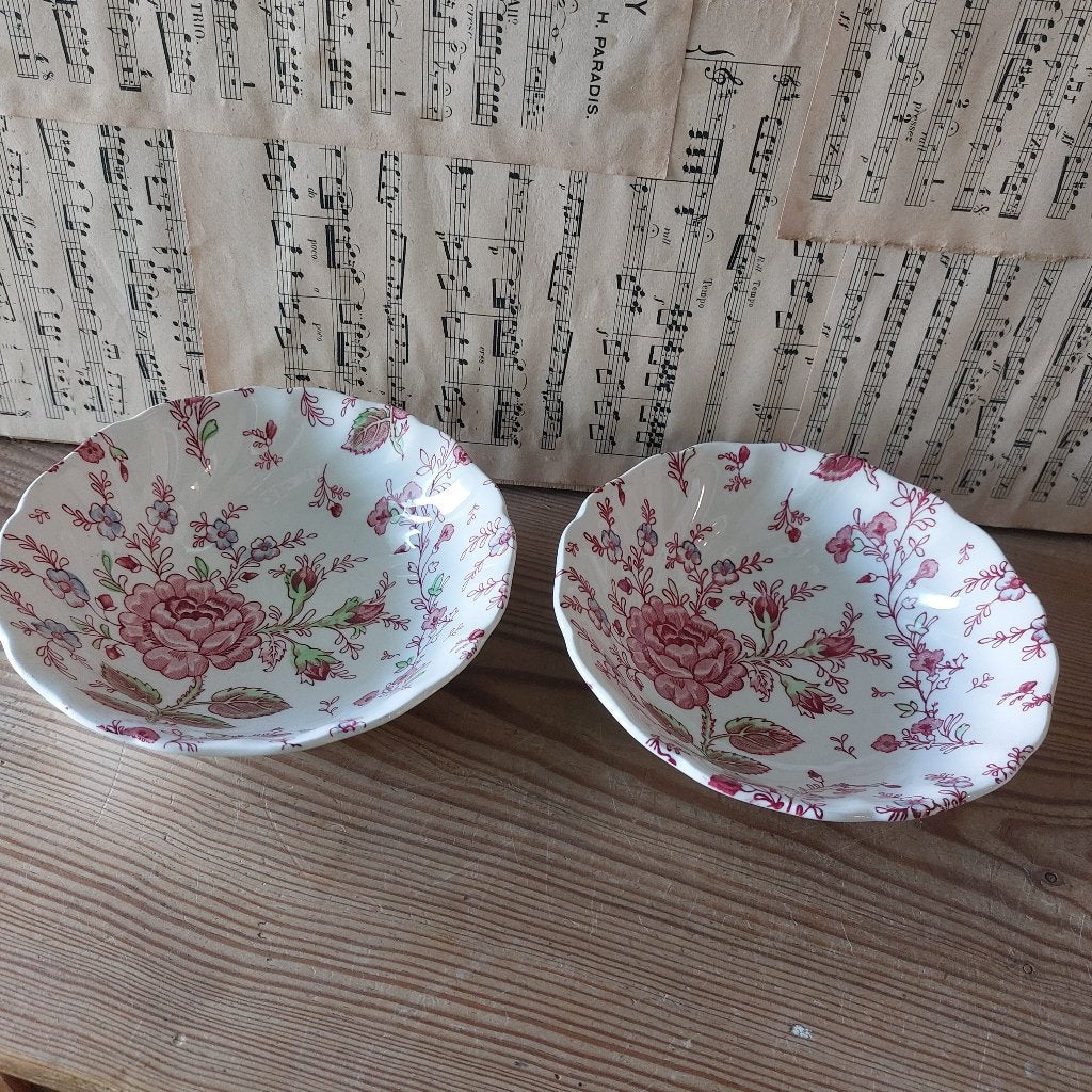 Mooi schaaltje van Johnson Bros decor Rose Chintz, Ophalen of Verzenden