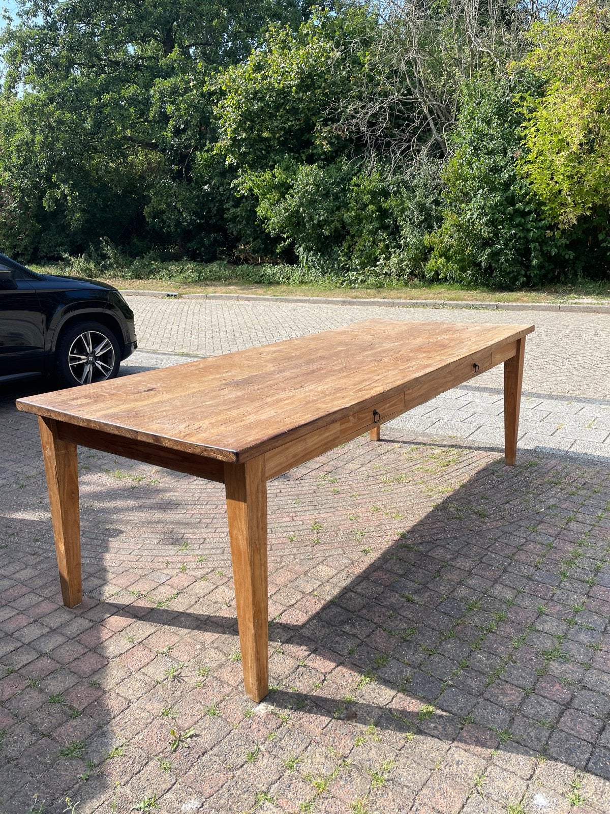 Robuuste houten eettafel met lades, Ophalen