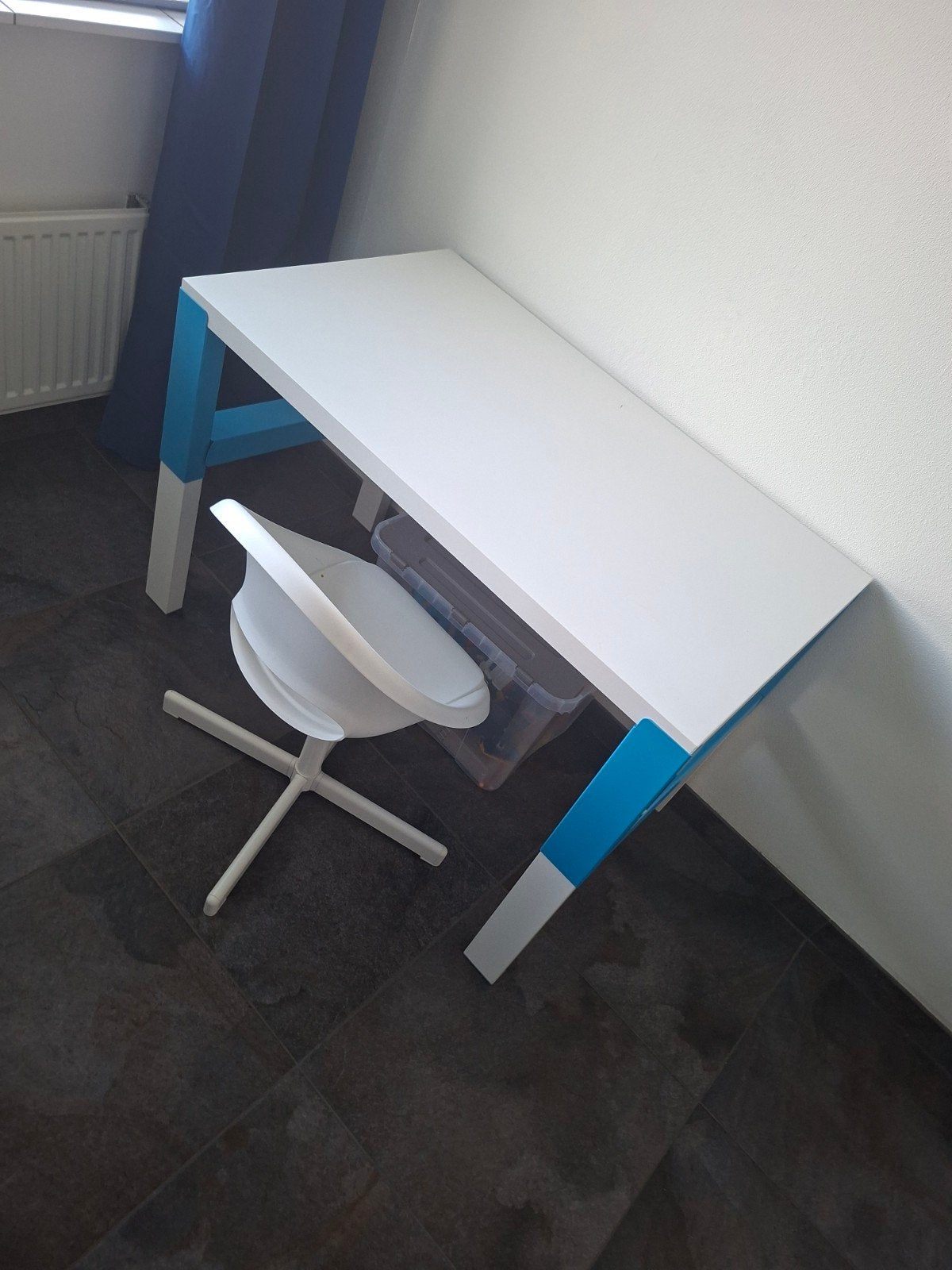 Ikea Pahl kinderbureau + bureaustoel, Huis en Inrichting, Bureaus, Ophalen of Verzenden