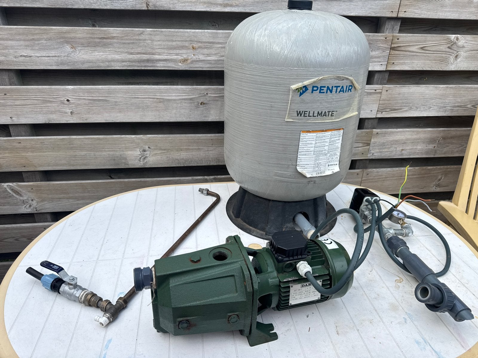 DAB Jet 100 T hydrofoorpomp 1 PK + Pentair WellMate drukvat, Ophalen of Verzenden, Gebruikt, Beregeningspomp